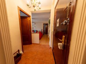 Amplio piso en el Palacio de Congresos by beBalmy