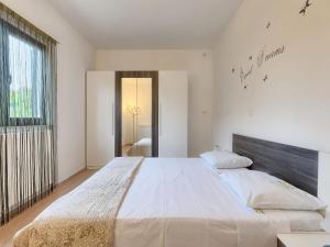 Apartment Adria by Interhome
