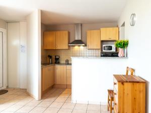 Apartment Côte Sud-3 by Interhome