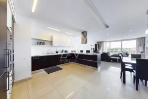 Sliema Seaview Suite I Luxury Apartment