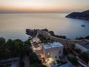 Terra Petra Luxury Villa - The Seafront Retreat - Skinária