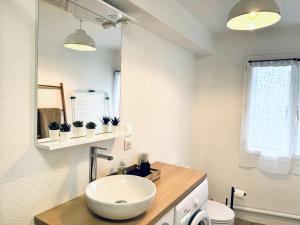 Appartements Le Golden Lake-5min du LAC a pied-Parking prive gratuit : photos des chambres