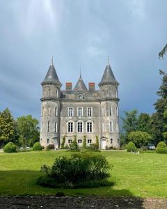 Maisons de vacances Chateau Dore les Tours - Appartement Renard : photos des chambres