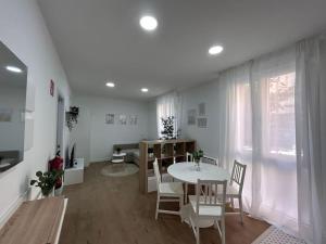 Nice studio in Madrid URQ1