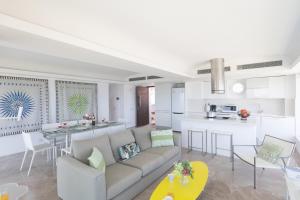Thalassa Luxury Apartment