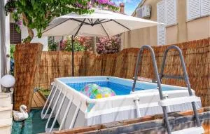 Awesome Apartment In Cavtat With Wifi - Uskoplje