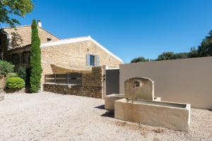 Appartements Le Mas des Aracil 2 - Appt climatise avec piscine : photos des chambres