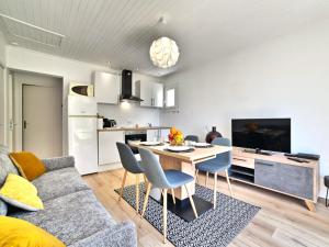 Holiday Home Les Cariatides 2 by Interhome