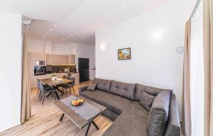 2 Bedroom Nice Apartment In Kastel Novi 