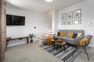 Casa Balussi by Briskva