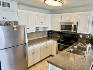 ROYAL GARDEN RESORT 1412 condo