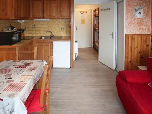 Studio aux Orres, skis aux pieds, pour 4 personnes - FR-1-322-138
