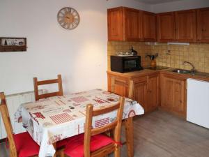 Studio aux Orres, skis aux pieds, pour 4 personnes - FR-1-322-138