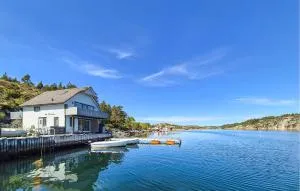 Lovely Home In Urangsvåg - Ervik