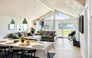 Stunning Home In Rødby With Wifi