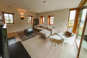 Tailors House - Happy Rentals