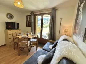 Studio Cabine + Coin Montagne avec Terrasse, 4 Couchages, Casier à Skis et Parking, Demi-Quartier - FR-1-597-173 - 孔布卢