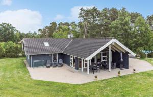 Awesome Home In Rødby With Sauna