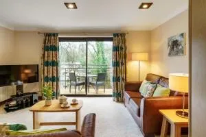 2 Bedroom Lake District Cottage At Windermere Marina Village - 鲍内斯温德米尔