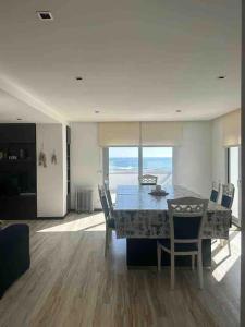 Apartamento Praia do Pedrogão com vista mar