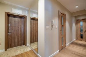 Daya 2BR Luxury Apartment