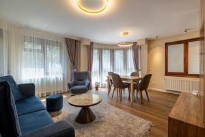 Daya 2BR Luxury Apartment