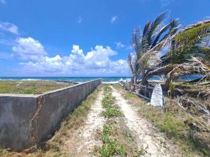 Oceanfront apartment in Oistins!