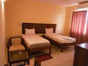 Hotel Golden Anchor Dhamara