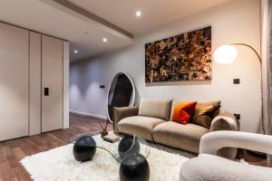 Luxurious Haven in Iconic Battersea Power Station