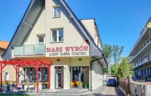 Stunning Apartment In Dziwnow - Лукенцин