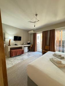 Superior One-Bedroom Apartment room in Lotus Center