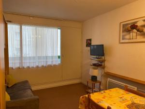 Appartements Studio vue sur les pistes : photos des chambres