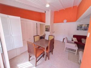 Oceanfront Apartment in Oistins, Sufers Point!