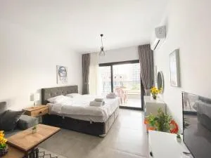 Deluxe Studio Apartment - Long Beach İskele - Perivolia tou Trikomou