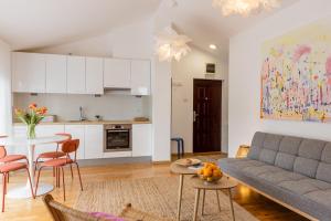 Luxe Azure Residence