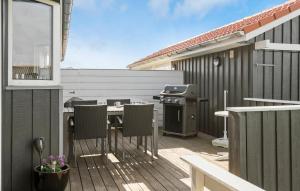 Beautiful Home In Vinderup With Sauna