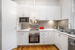 Gorgeous Hobart Accommodation - Park on Park - New Town