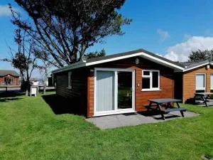 Spacious cabin, near Padstow and 7 Bays - Сент-Меррин