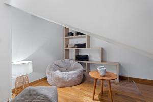 Nice Renting - 3 MASSENA - Chic Escape Luxury Duplex Place Massena