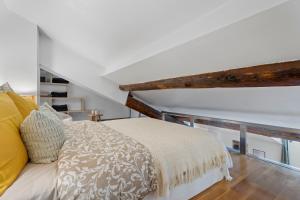 Nice Renting - 3 MASSENA - Chic Escape Luxury Duplex Place Massena