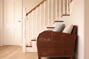 Luxury Pet-Friendly Retreat with Private Hot Tub