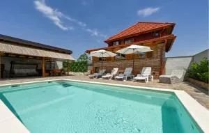 Stunning Home In Vinogradi Ludbreski - Ludbreg