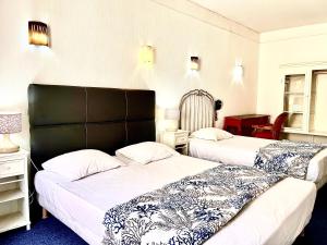 Hotels Le National : photos des chambres