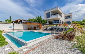 Cozy Home In Medulin With Sauna