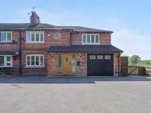 Dolly's House - 沃明翰