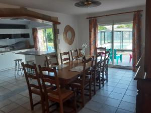 Maisons de vacances Tres belle maison bretonne : photos des chambres