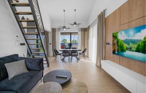 Stunning Home In Sibenik With Kitchen 