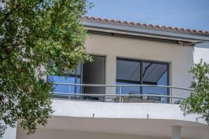 VILLA VUE MER AVEC PISCINE PRIVÉE pour 4 Personnes WIFI