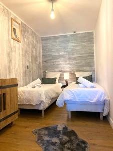 Appartements LE LODGE, Pyrenees 2000 - Jardin, tres calme, espace rangement : photos des chambres