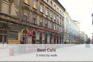 Live like a Local in an old Historic House